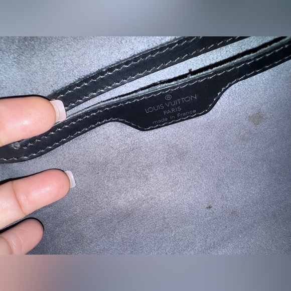 Epi Papillon LV purse with pouch and wallet - Picture 10 of 15